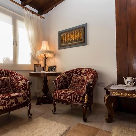 Samareitidos Light Cottage Anaphotia Exterior photo